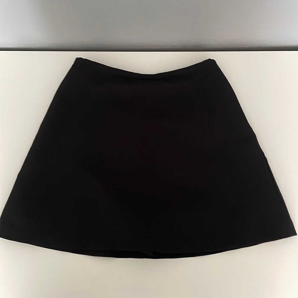 Gianni Bini Beri Crepe Coordinating A-Line Mini Skort